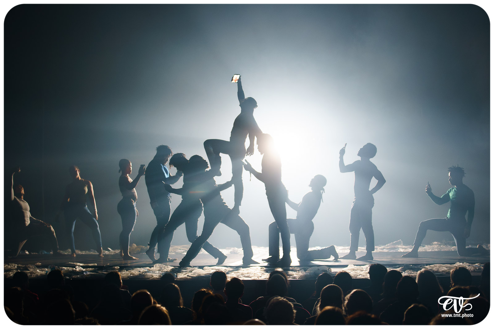 YÉ ! (L'EAU) (CIRCUS BAOBAB)